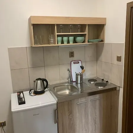 Gasthuis Cafe De La Creme 3*