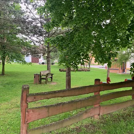 Gasthuis Cafe De La Creme 3*