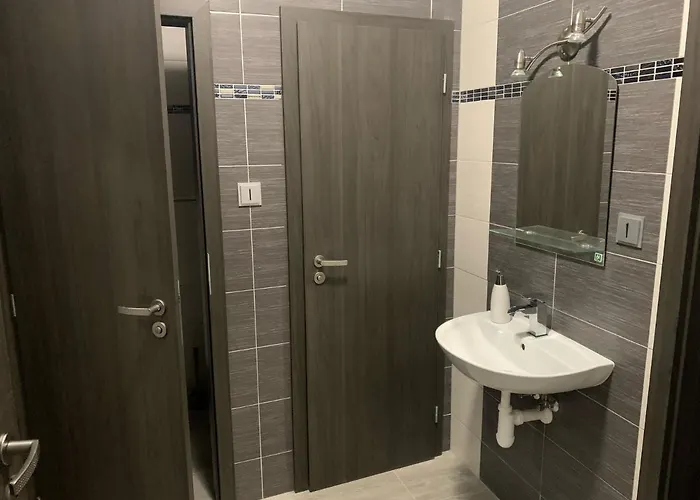 Cafe De La Creme Pensjonat Kuzelov